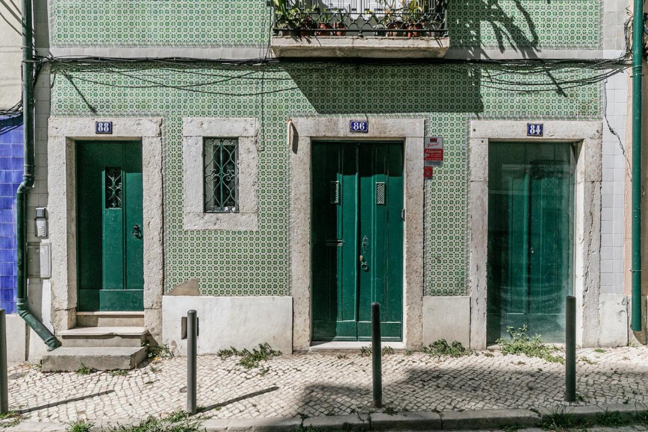 Moderno Apartamento Em Bairro Tipico Lisboeta リスボン エクステリア 写真