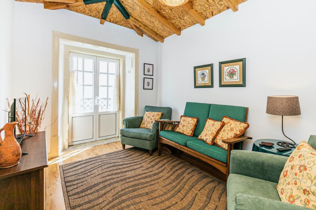 Moderno Apartamento Em Bairro Tipico Lisboeta リスボン エクステリア 写真